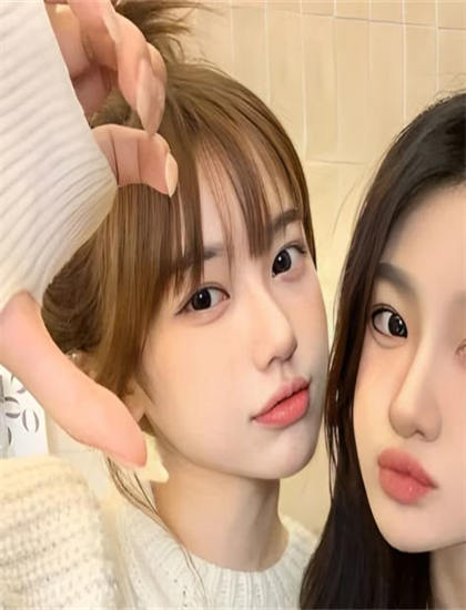 亲爱的妈妈6韩国电影在线观看_适合晚上一个人看的亏亏视频_相亲相爱一家人视频